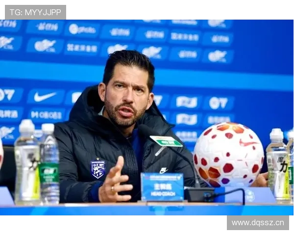 莫拉：球队将继续专注恢复 期待明日精彩表现